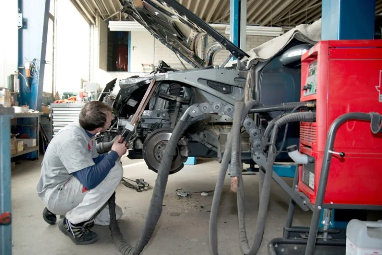 Alicke Karosserie + Lack GmbH