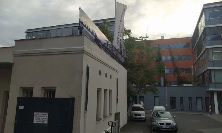 Anton GmbH
