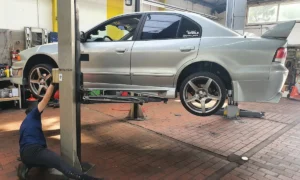 Auto Check-Up KFZ Meisterwerkstatt, Reifenservice, Achsvermessung für Wiesbaden & Mainz