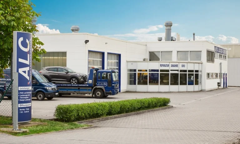 Auto-Lackier-Center