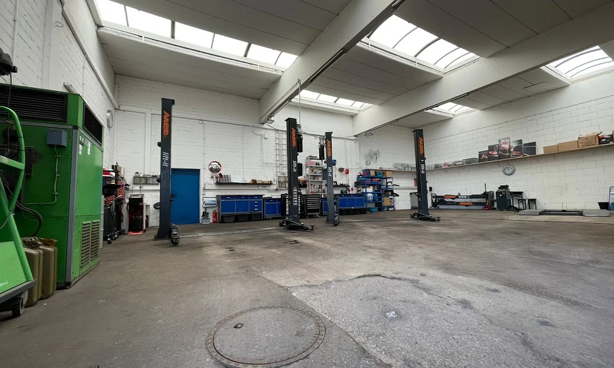 KFZ-Werkstätten Auto-Service Parth Augsburg