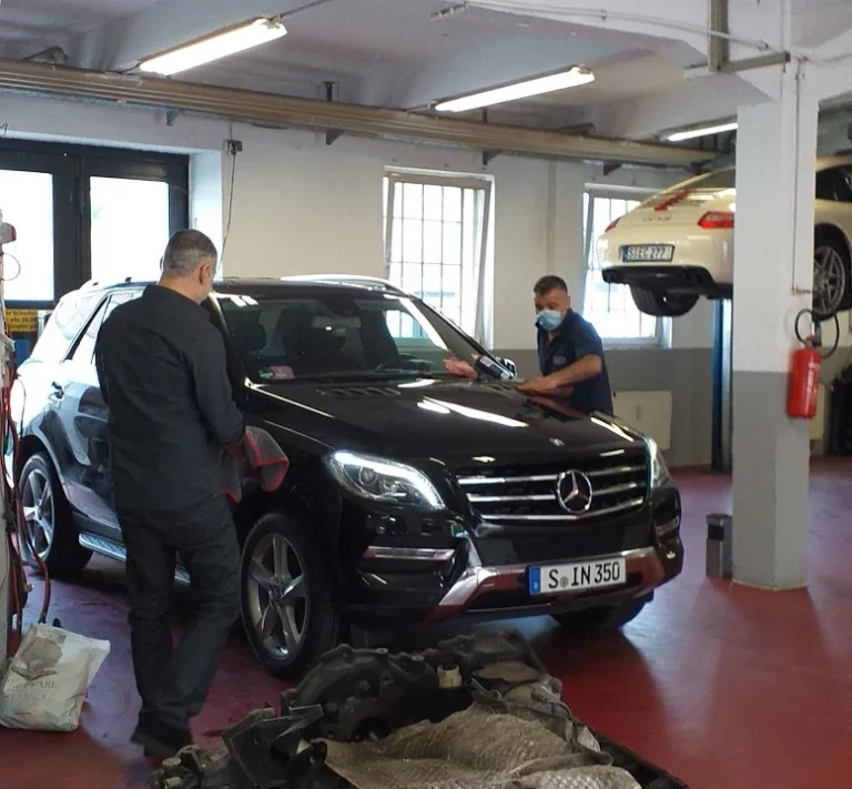 Auto Service & Technik