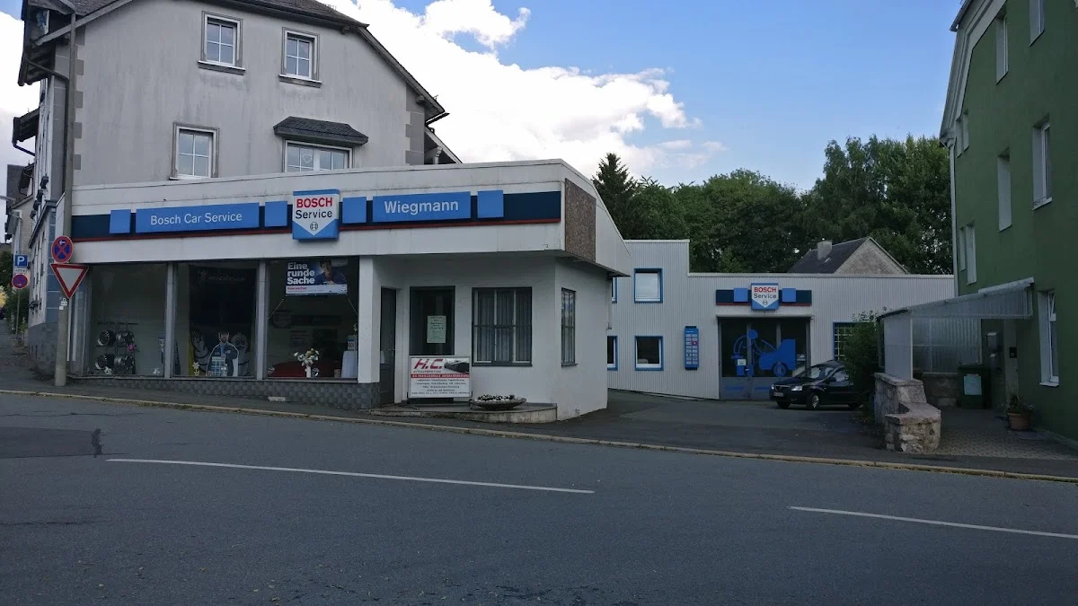 KFZ-Werkstätten Auto-Wiegmann Boehm-Kfz GmbH Hof