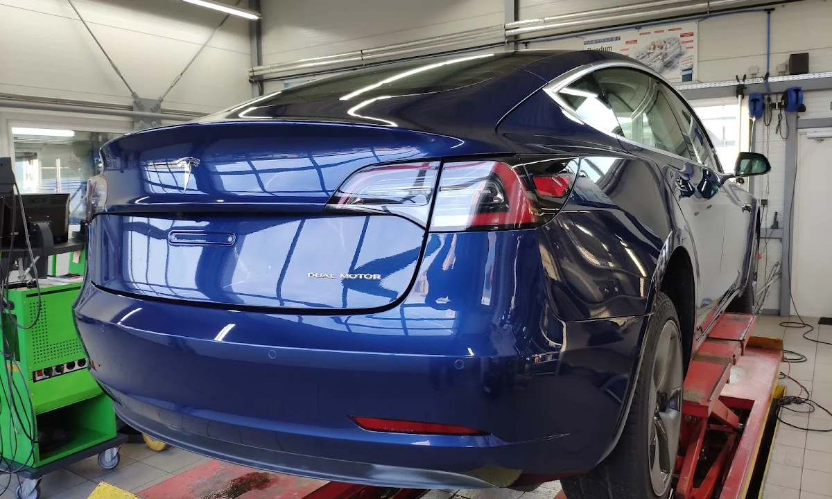 KFZ-WerkstÀtten Autofullservice Danner Konstanz