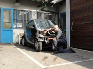 Automobil-Fachwerkstätte Frank Strauch