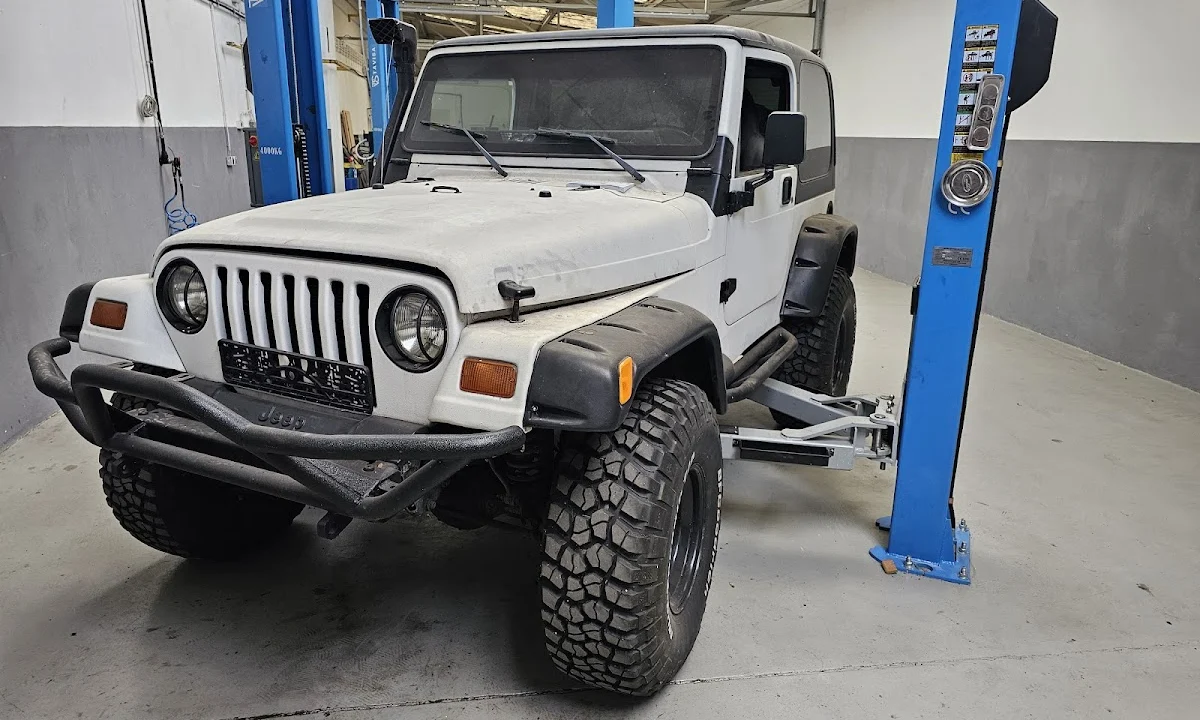 KFZ-Werkstätten Autoprofis Krefeld by Vytautas Ramoska Krefeld