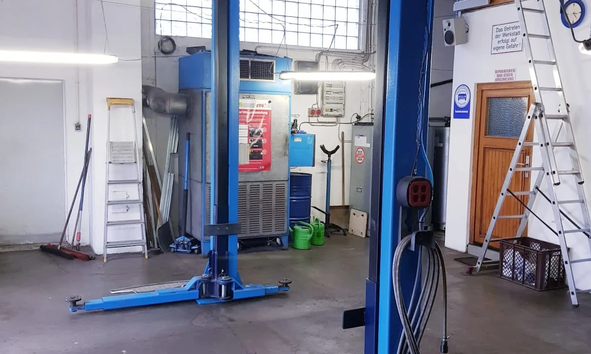 KFZ-Werkstätten Autoservice Bisikiewicz Regensburg