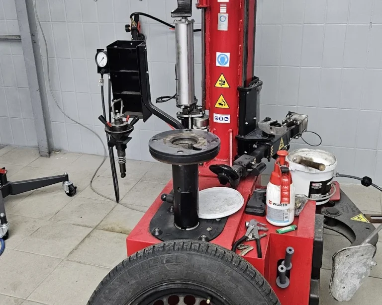 AutoService Lukas Weber-Radmacher