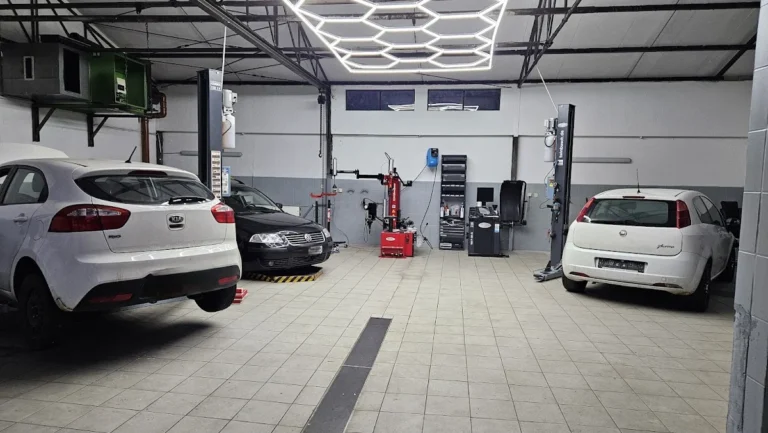 AutoService Lukas Weber-Radmacher