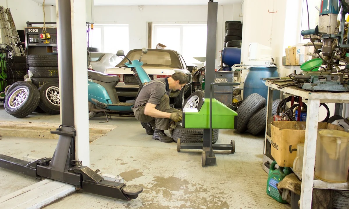 KFZ-Werkstätten Autoservice Thieroff Hof