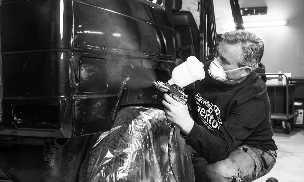 KFZ-Werkstätten Autoteile Gektor Kfz-Teile Großhandel / Kfz-Werkstatt / Kfz-Handel Landshut