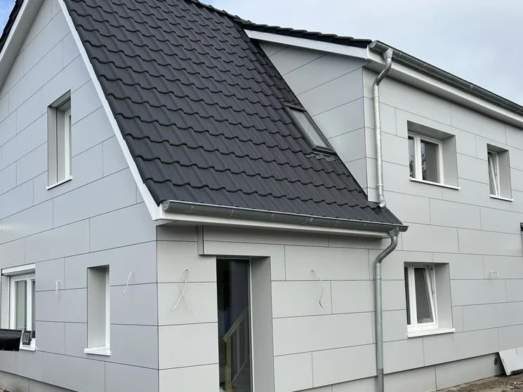 CGG Zimmerei - Dachdecker Holzbau - Oldenburg - Fenster Haustüren Solar