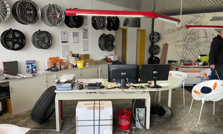 Check Point Schimming wheels&more