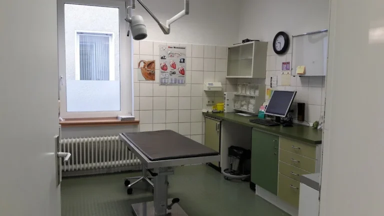 Claudia Watzel Tierärztin