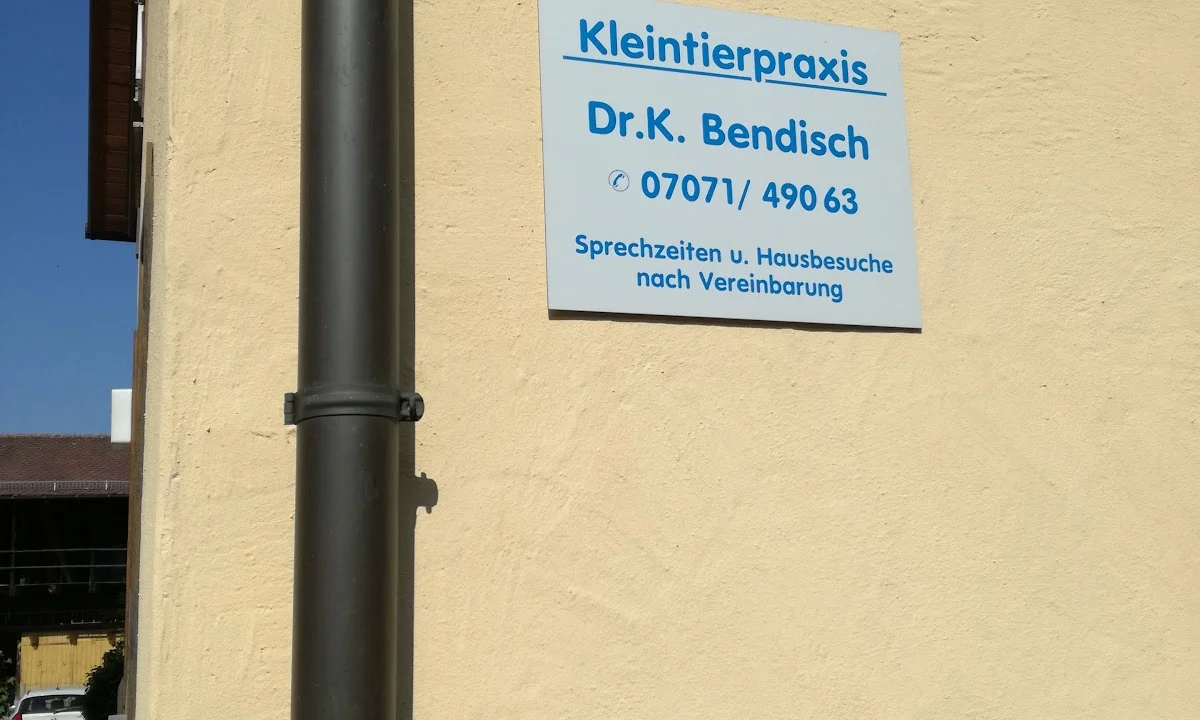 Tierarzt Dr.med.vet. Karin Bendisch Tübingen