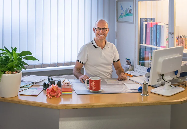 Dr. Uwe Jaspers, Kleintierpraxis