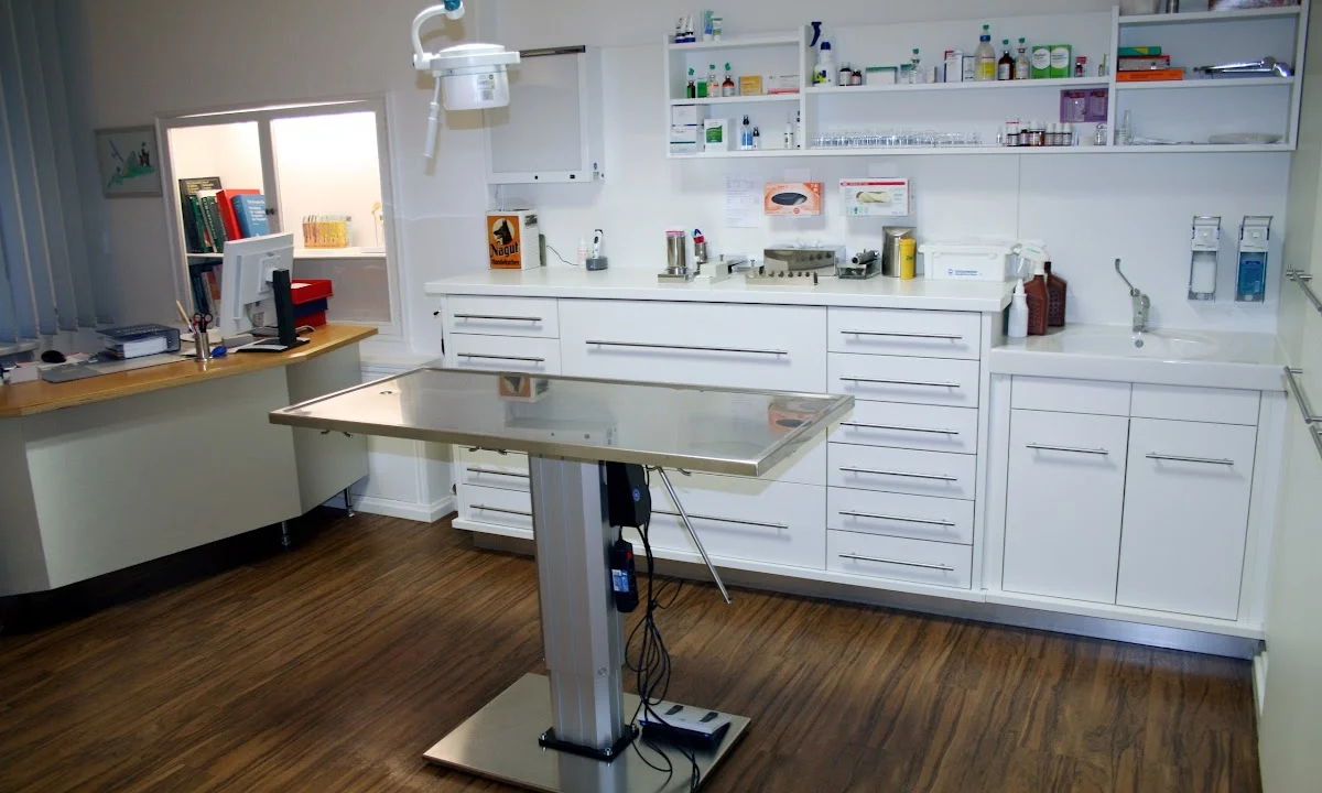 Tierarzt Dr. Uwe Jaspers, Kleintierpraxis Wuppertal