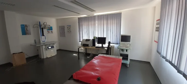 Dr. vet. med. (univ. Zagreb) Zvonimir Somek