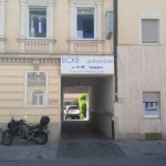 Ecke Automobile