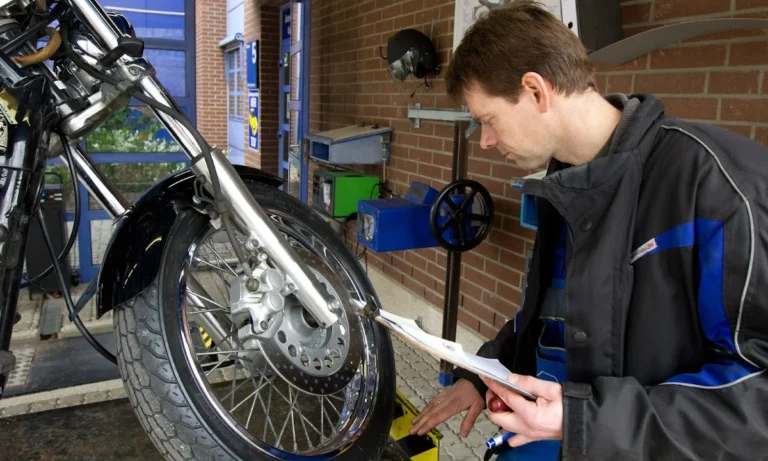 🥇Kfz-Gutachter & TÜV SÜD Kfz-Prüfstelle Hamburg (City) | SZH Ingenieurbüro