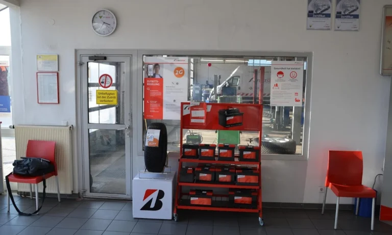 First Stop Reifen Auto Service