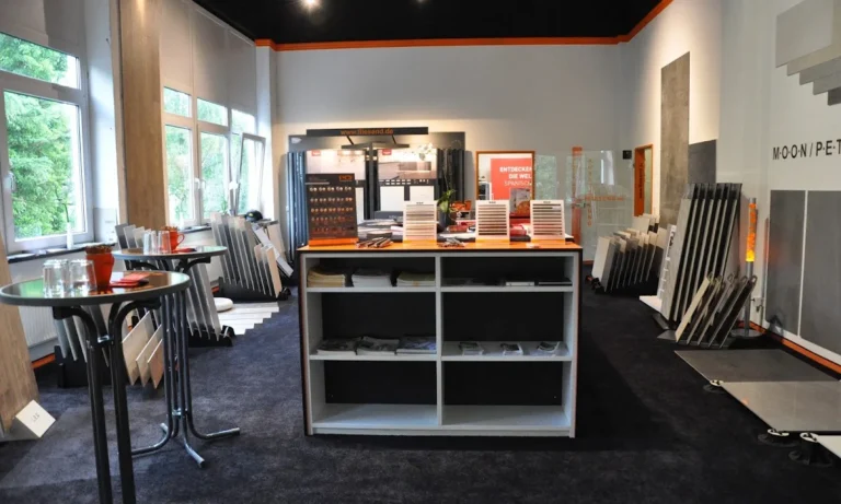 Fliesen Jens Brinkmann | Fliesenleger / Fliesen Wuppertal | fliesend.de | Badgestaltung 🖤🧡