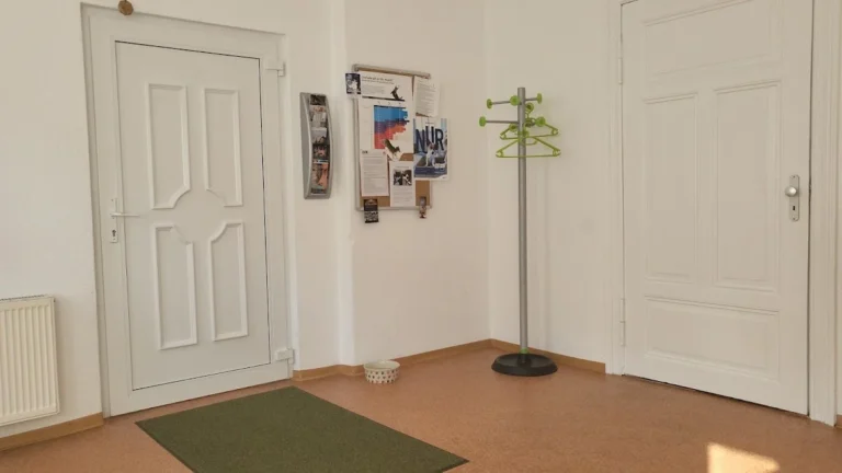 Frau Petra Hansch, Tierärztin