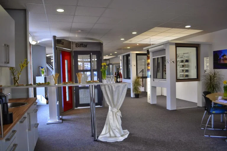Gebrüder Bader GmbH - Türen - Fenster - Vordächer - Wintergärten - Garagentore