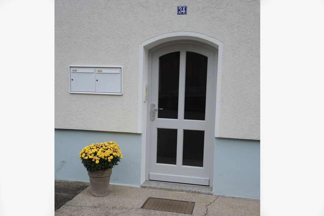 Fensterbauer Gebrüder Bader GmbH – Türen – Fenster – Vordächer – Wintergärten – Garagentore Reutlingen
