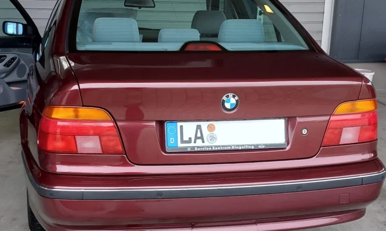 HAGENEDER Karosserie & Lackservice - KS Autoglas Zentrum Landshut