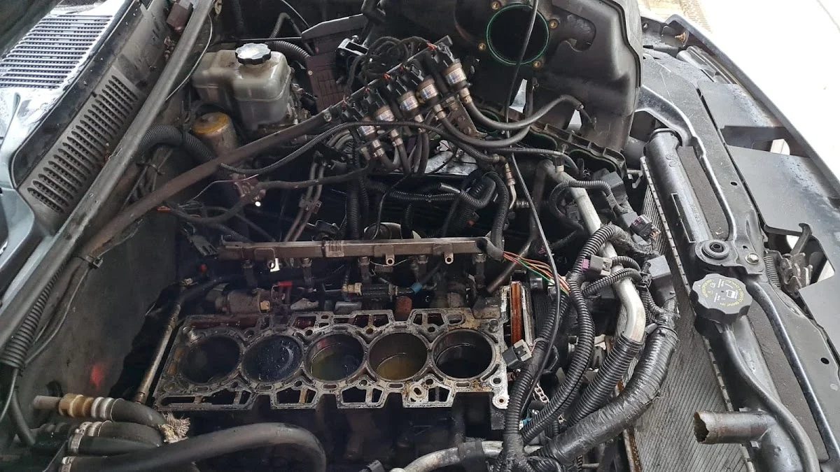 KFZ-Werkstätten Hassan Mourad Kraftfahrzeugwerkstatt Essen