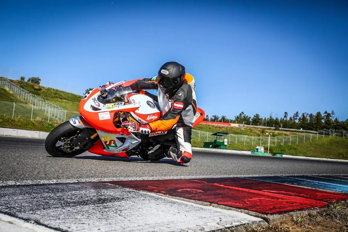 KFZ-Werkstätten HG Reifenhandel & -service Bayreuth