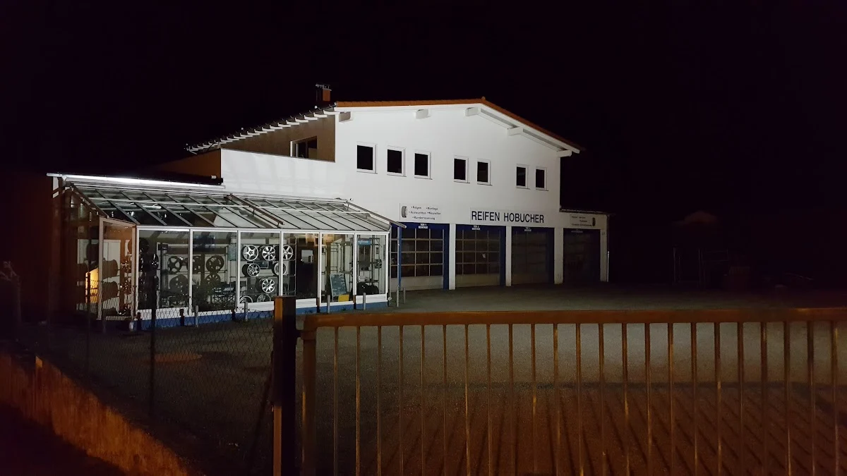 KFZ-Werkstätten Hobucher Reifen Passau