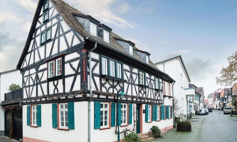 Holzland Klein - Fenster - Türen - Parkett