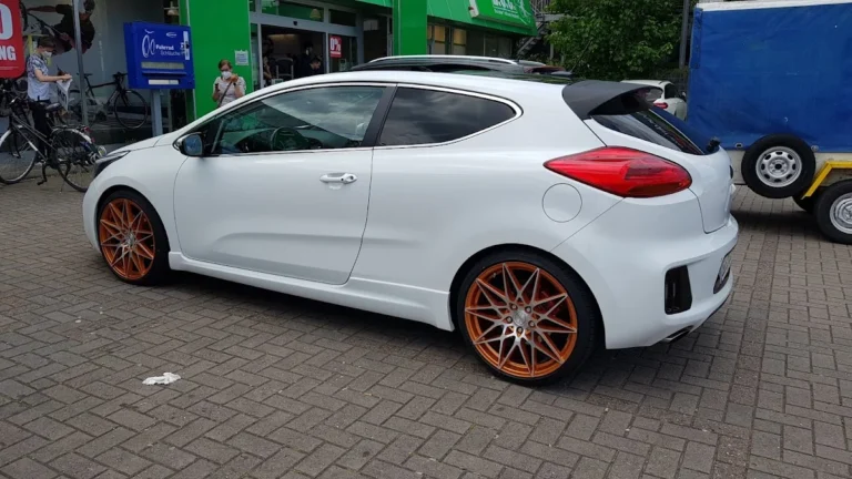 HTK-Service - Kfz-Werkstatt - Kraftfahrzeuge