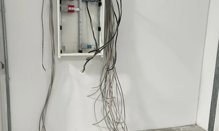 HUSSEINI Elektro
