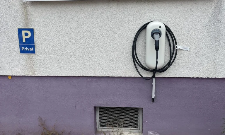 HUSSEINI Elektro
