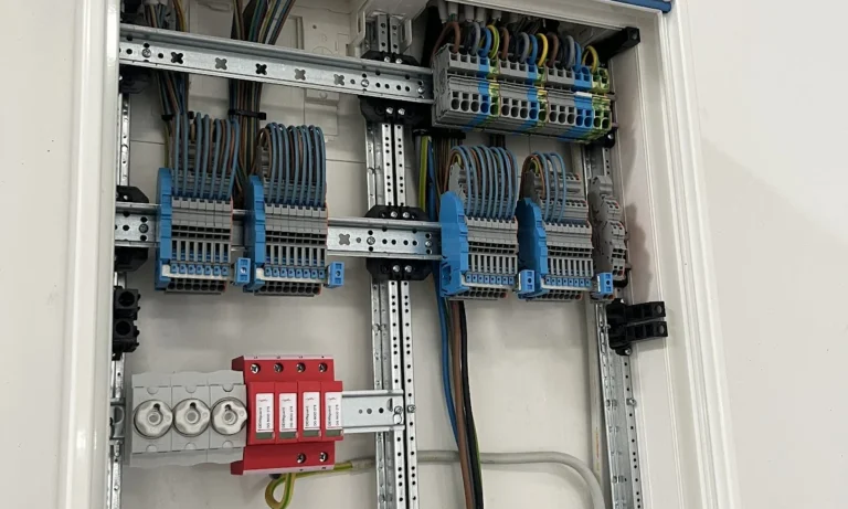 HUSSEINI Elektro
