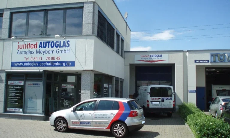 junited AUTOGLAS Mainaschaff