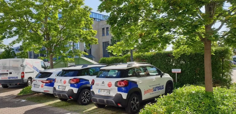 junited AUTOGLAS Mainaschaff