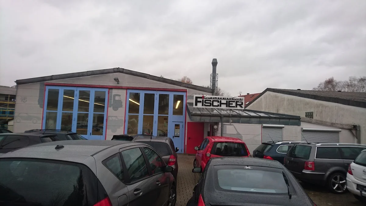 KFZ-Werkstätten karlsbad fischer gmbh autolackierungen Karlsruhe