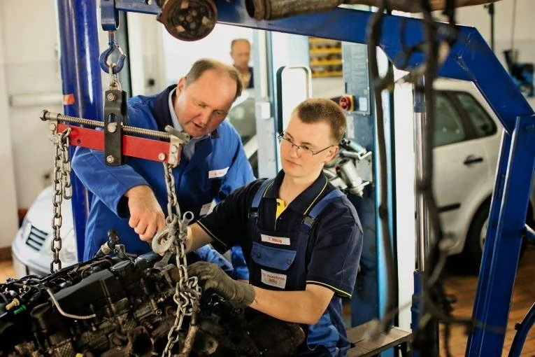 Kfz-Meisterbetrieb Röllig