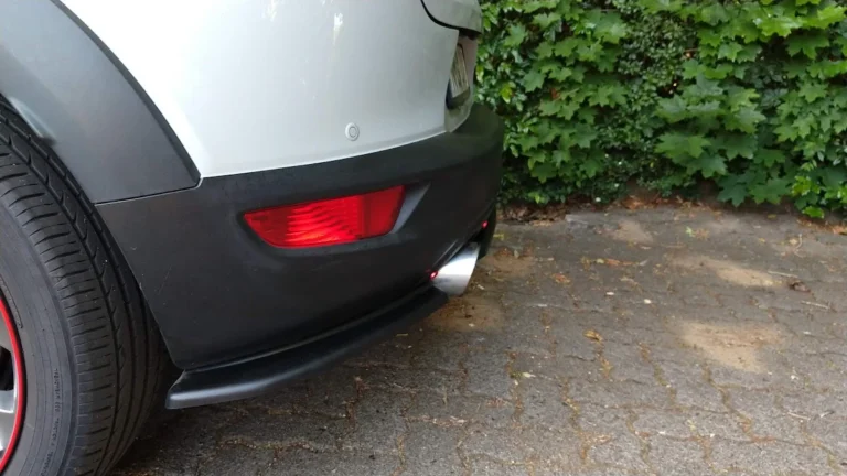 KFZ-Selbsthilfe,-Teile & Service Moin Moin