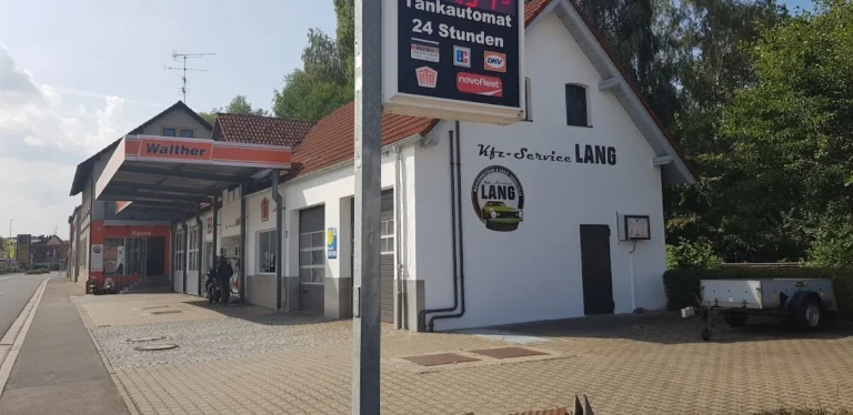 Kfz-Service Lang