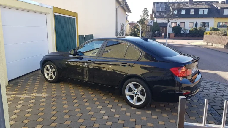 KFZ-Teile Schönfeld