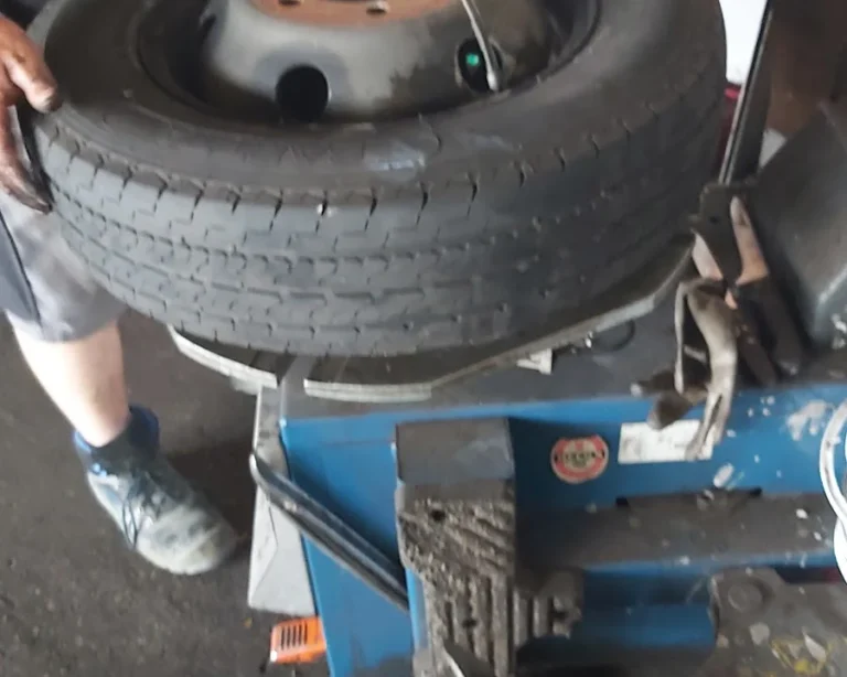 KFZ Werkstatt Auto Robert