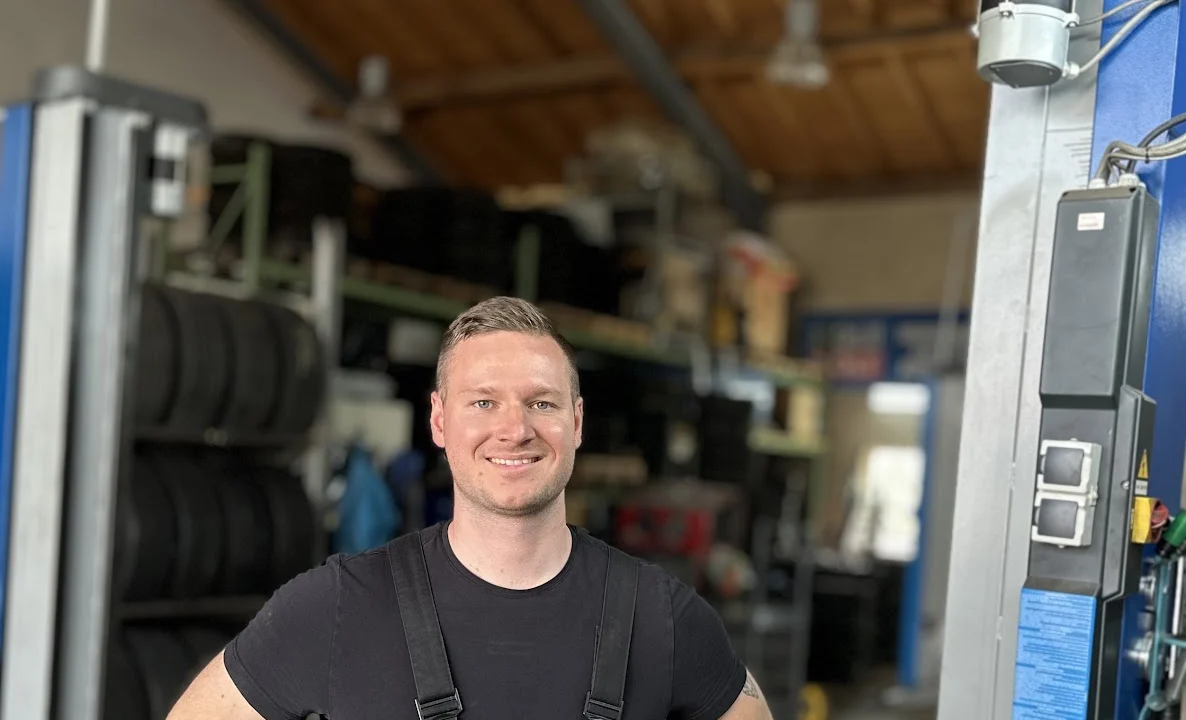 KFZ-Werkstätten KFZ-Werkstatt Salmdorf München