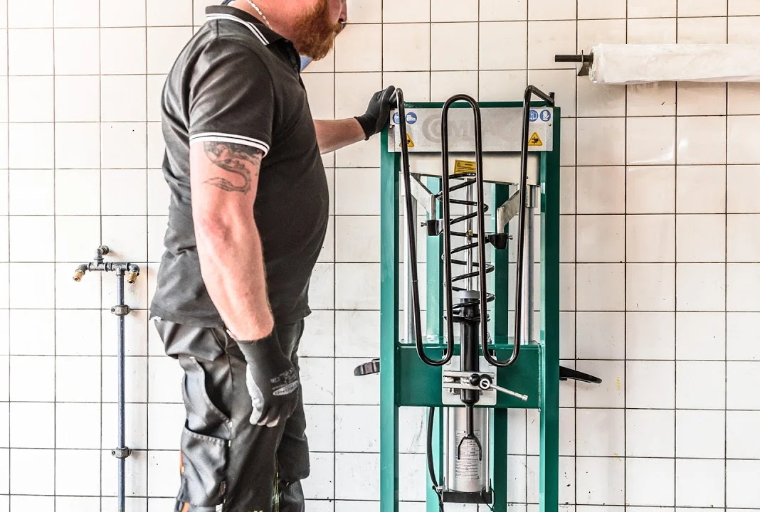 KFZ-Werkstätten KFZ Werkstatt & Service Peter Bielefeld Delmenhorst