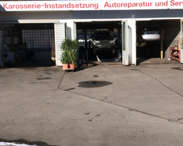KFZ Werkstatt Wiechatzek Karosseriebau