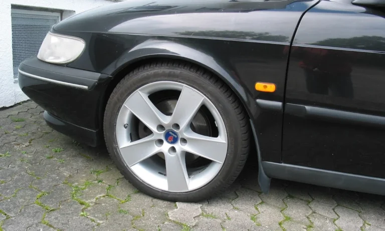 Klaus Runstuk REIFENDIENST + AUTOTEILE-VERTRIEB